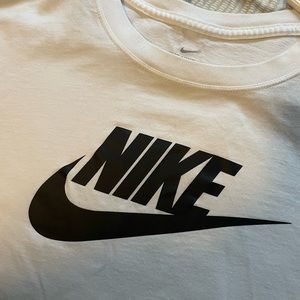 Nike Crop Top